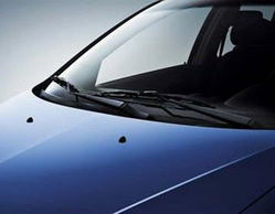 润华爱车养护课堂 慧眼识窗，教您如何选购优质汽车玻璃